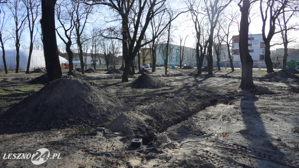 Rewitalizacja dwóch parków w Lesznie