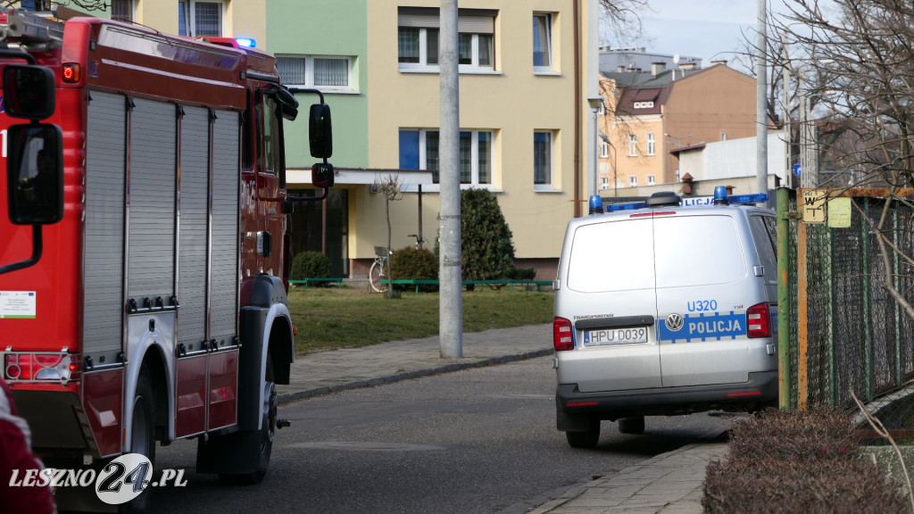 Zadymienie na klatce schodowej przy Włodarczaka