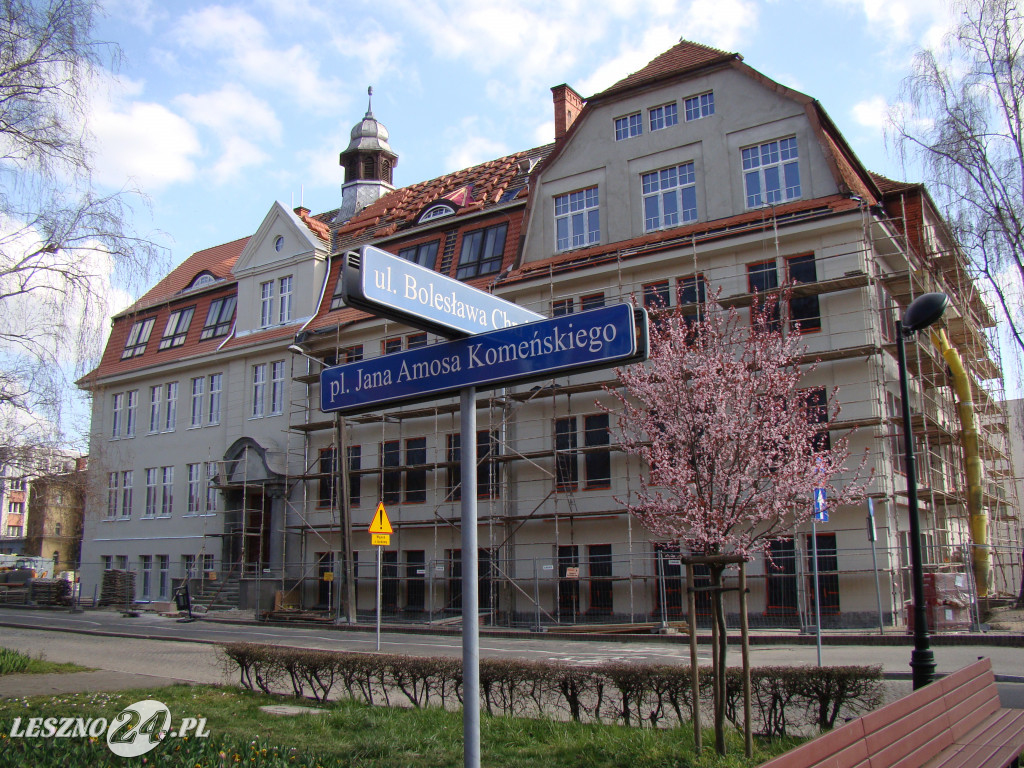 Nowoczesna szkoła w Centrum Leszna