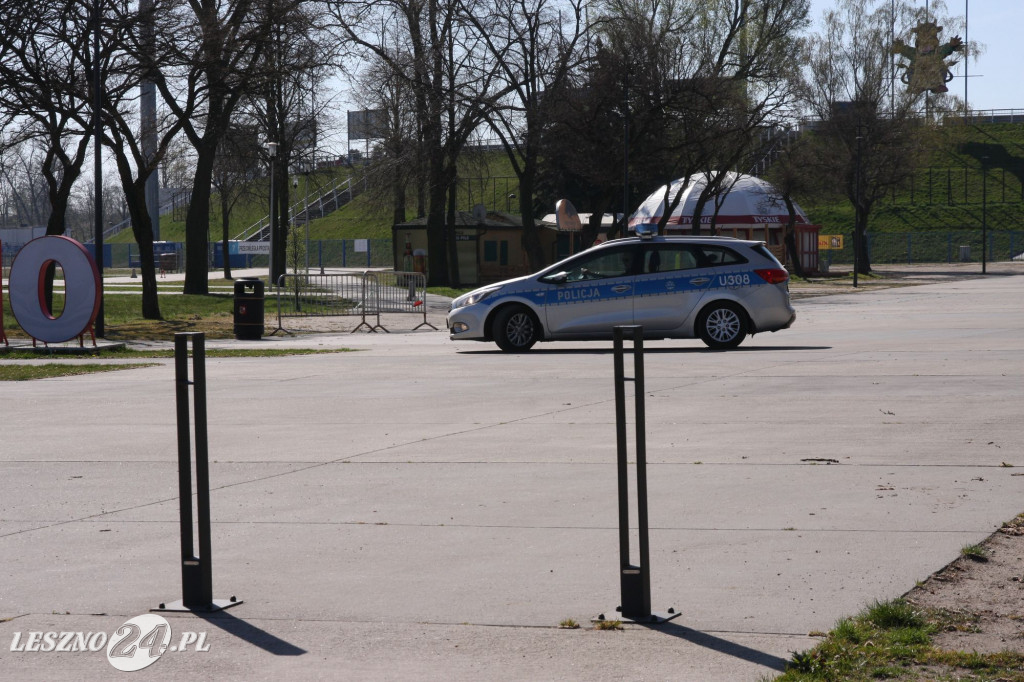 Ratownicy lotniczego pogotowia w Lesznie