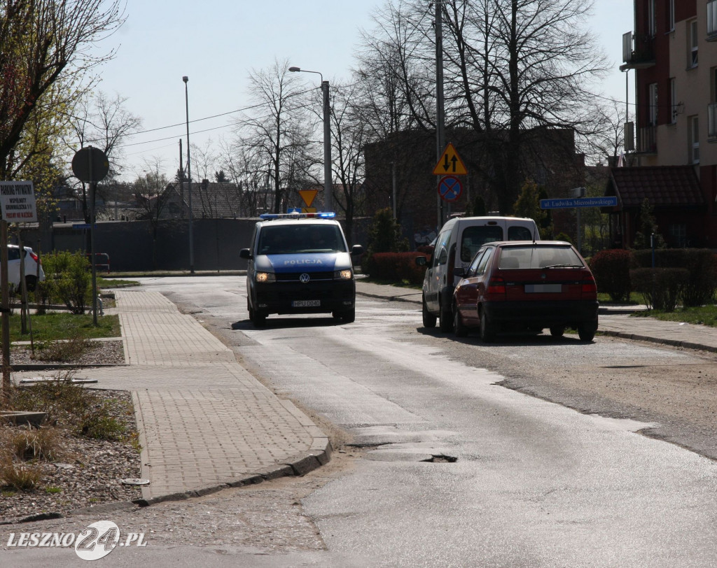 Ratownicy lotniczego pogotowia w Lesznie