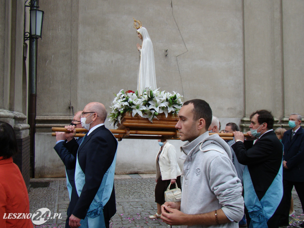 Procesja Bożego Ciała wokół Bazyliki w Lesznie