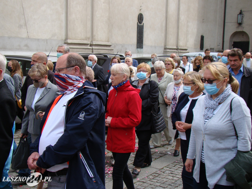 Procesja Bożego Ciała wokół Bazyliki w Lesznie