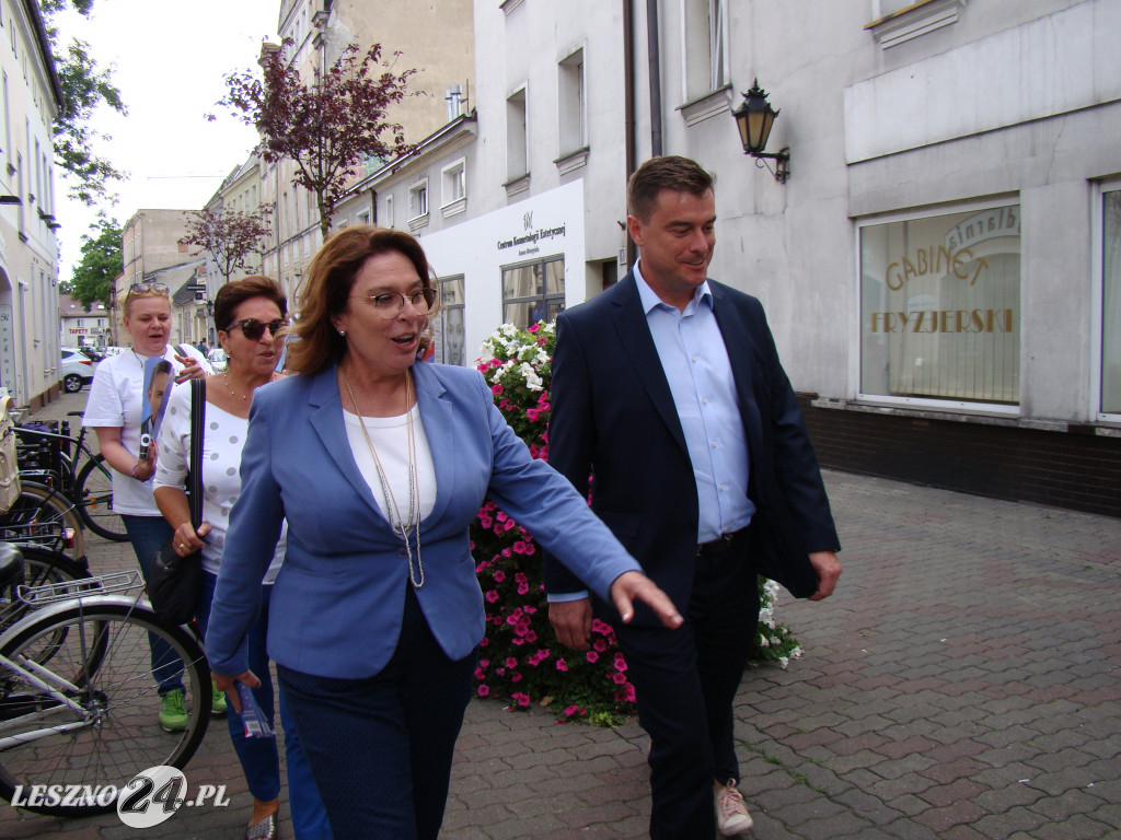 Kampania prezydencka na Rynku w Lesznie