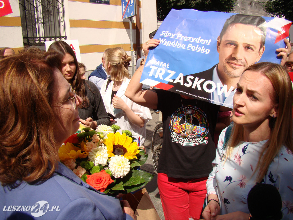 Kampania prezydencka na Rynku w Lesznie