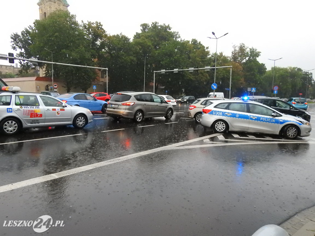 Karambol przy wiadukcie