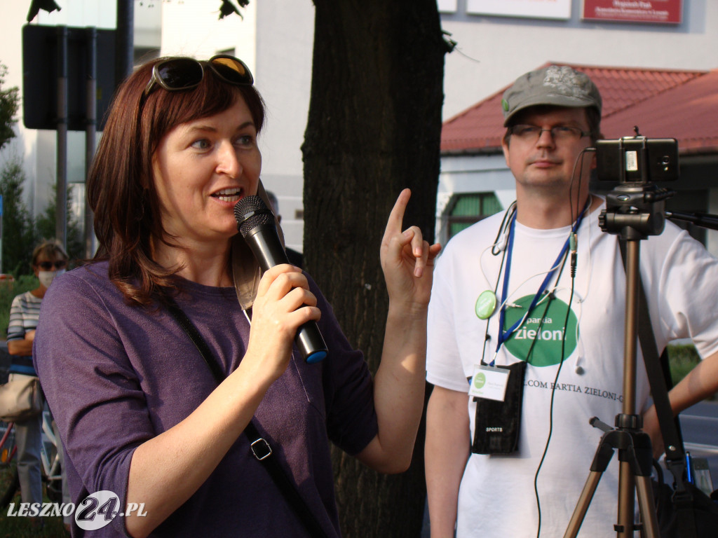 Protest przeciwko wycince przy ul. Fabrycznej