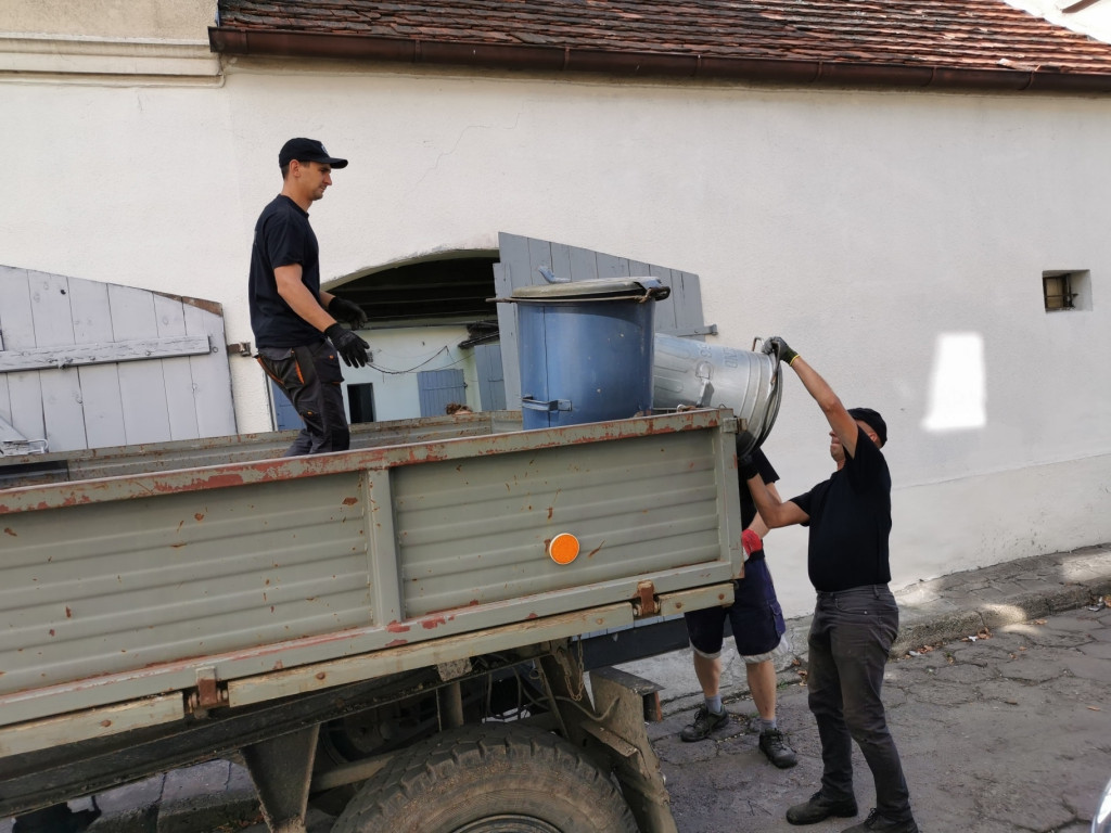 Zbiórka złomu w Święciechowie