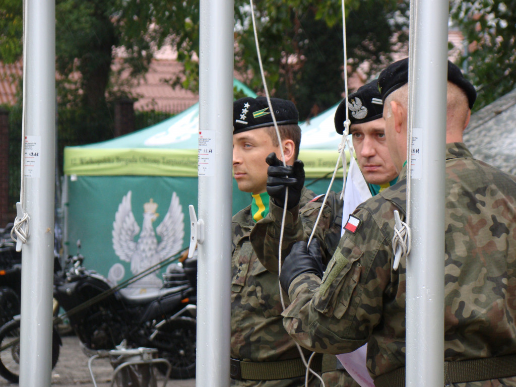 Odsłonięcie Pomnika Armii Krajowej w Lesznie