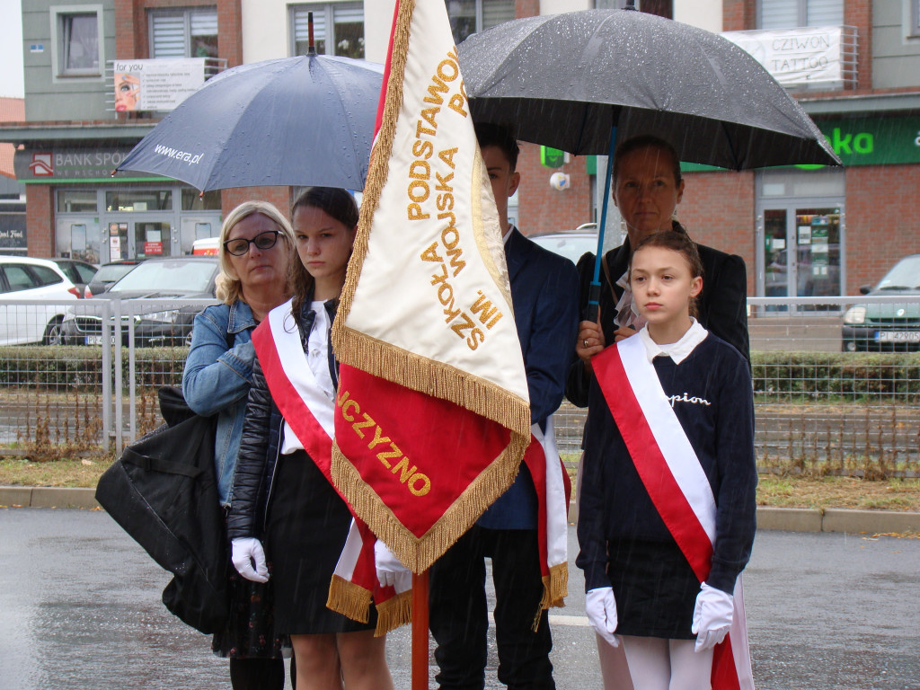 Odsłonięcie Pomnika Armii Krajowej w Lesznie