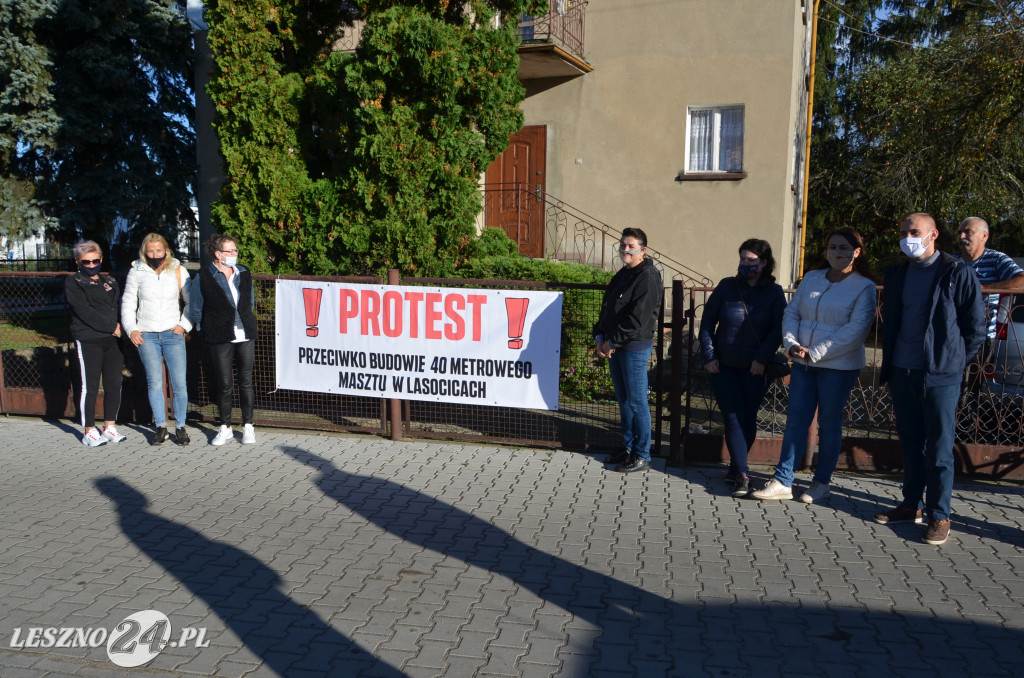 Protest przy stacji Lasocice