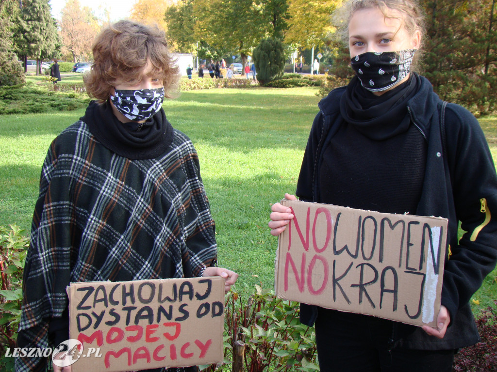 Strajk Kobiet przed kościołem św. Antoniego