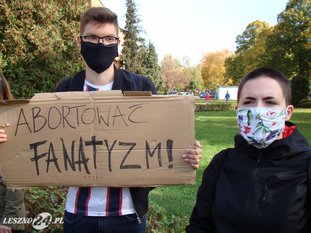 Strajk Kobiet przed kościołem św. Antoniego