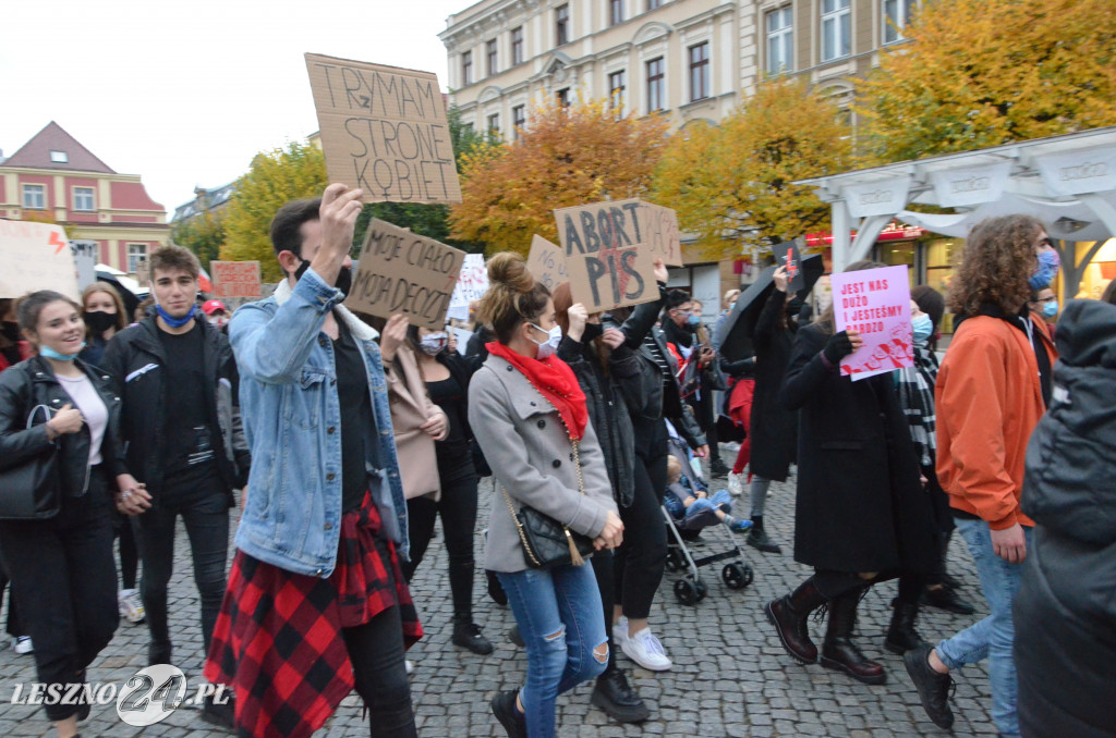 Strajk Kobiet. Blokada ulic w Lesznie