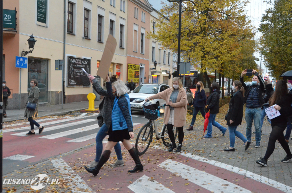 Strajk Kobiet. Blokada ulic w Lesznie
