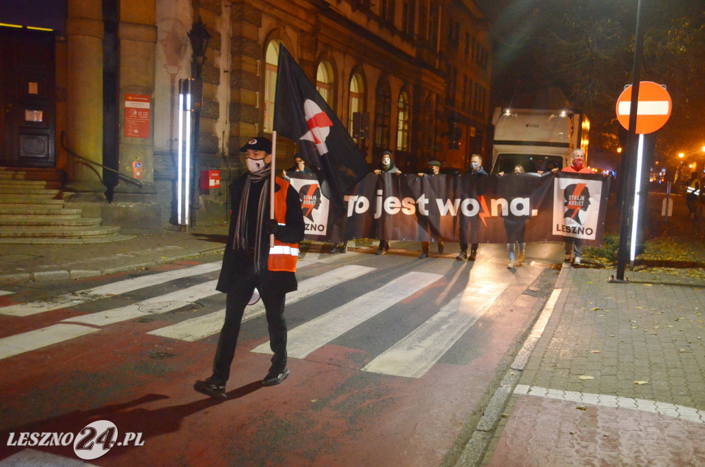 Protest Kobiet w Lesznie. Ostatni marsz.