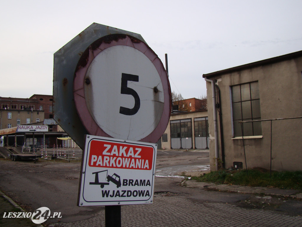 Działka między Alejami Krasińskiego a Przemysłową