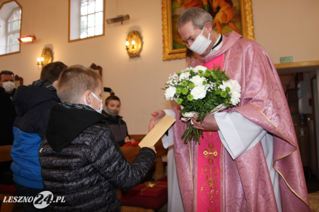 Parafianie pożegnali proboszcza