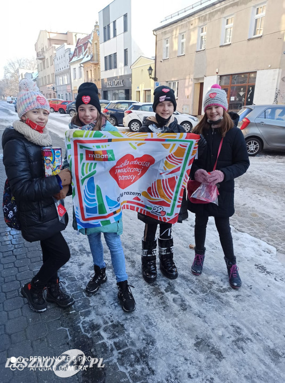 Wolontariusze WOŚP 2021 w Lesznie i powiecie