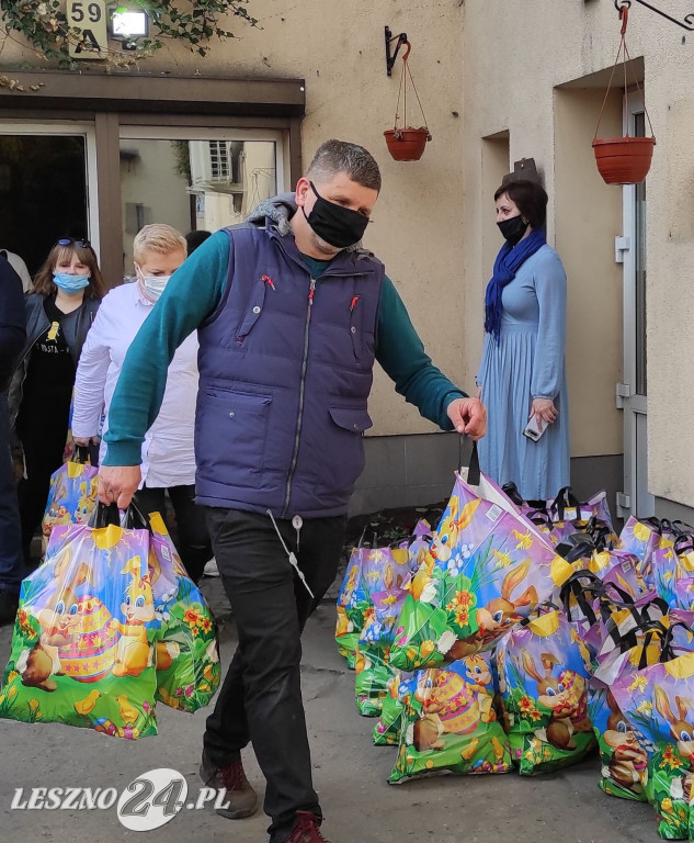Święconki i paczki nie tylko dla seniorów