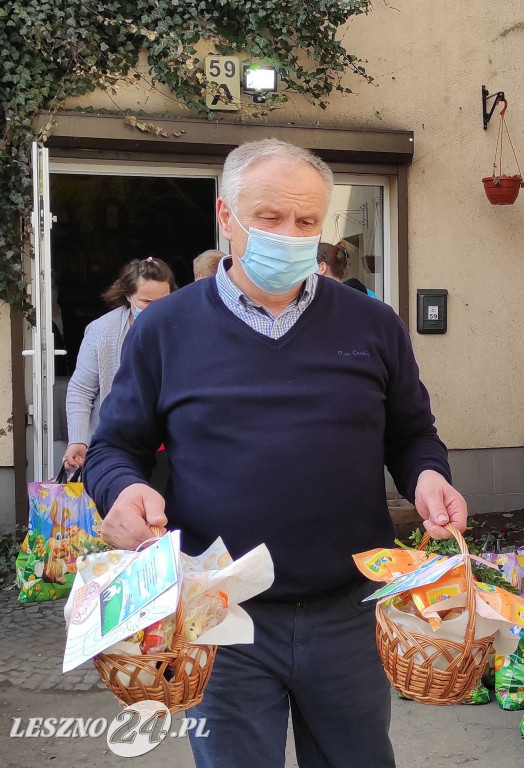 Święconki i paczki nie tylko dla seniorów