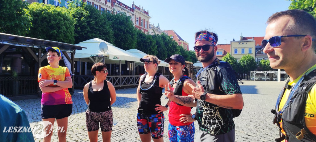 W biegu poznawali historię Leszna