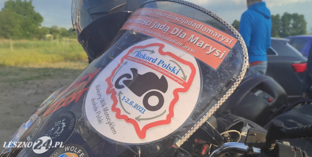 Samotna wyprawa ojca dla córki