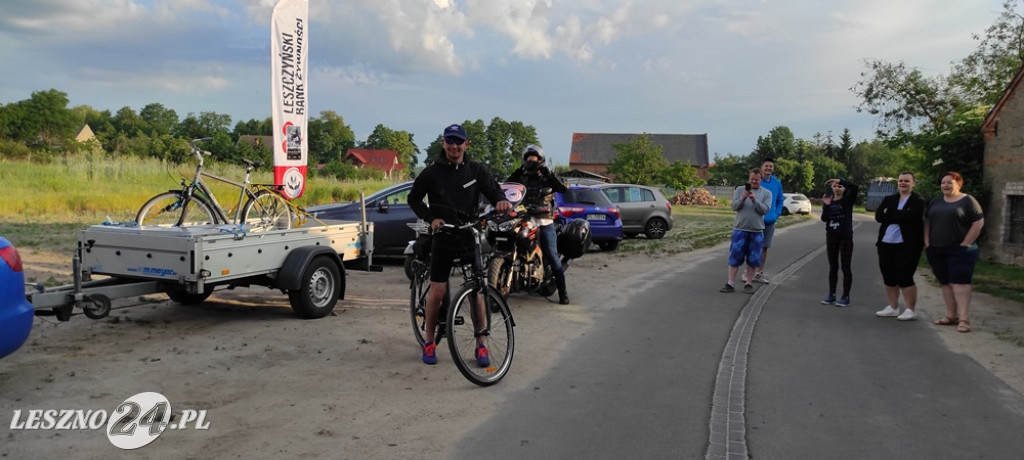 Samotna wyprawa ojca dla córki