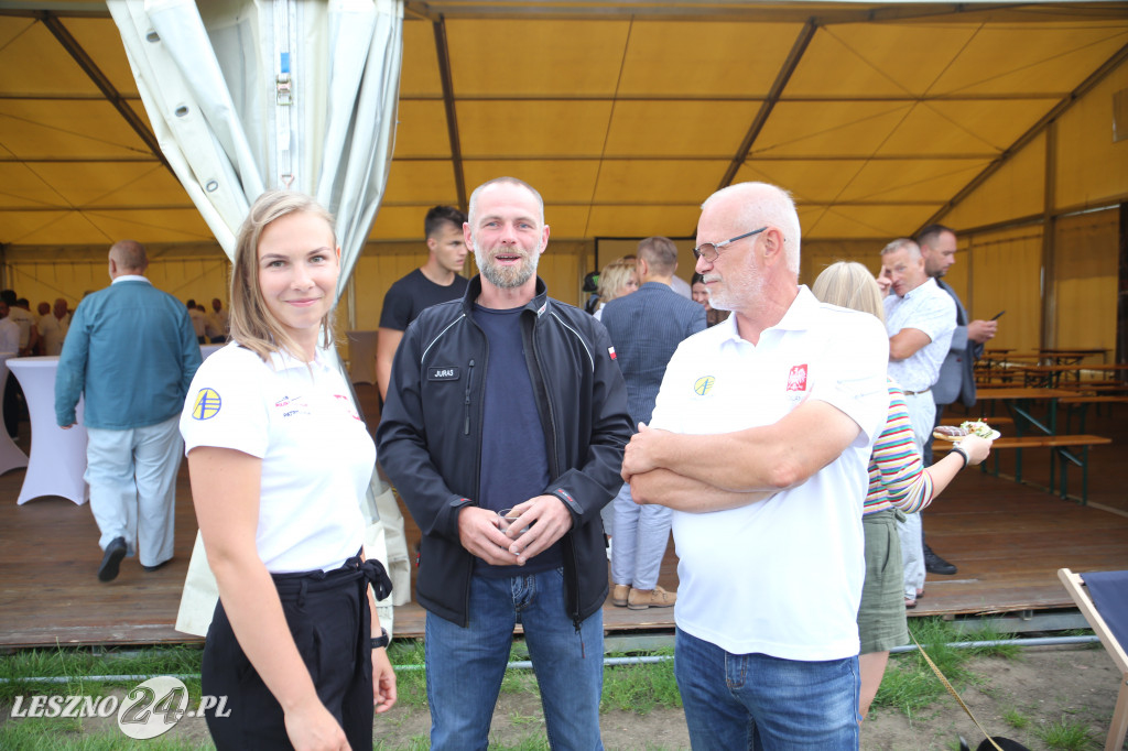 Otwarcie MŚ w akrobatyce szybowcowej