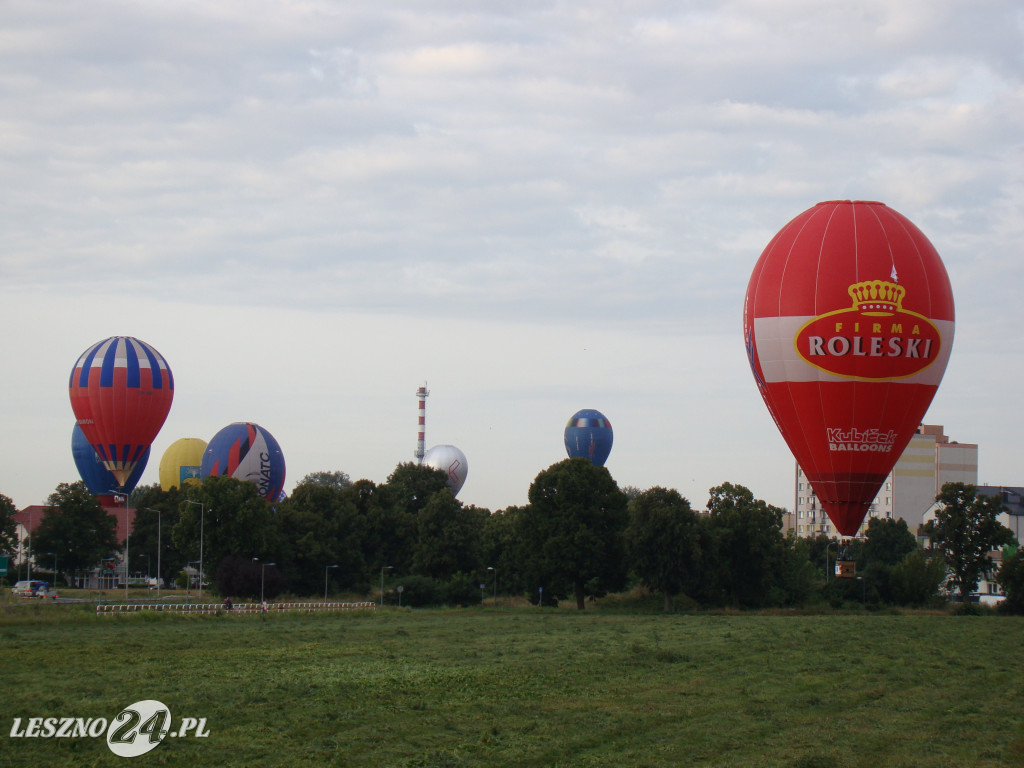 Pierwszy dzień zawodów balonowych w Lesznie