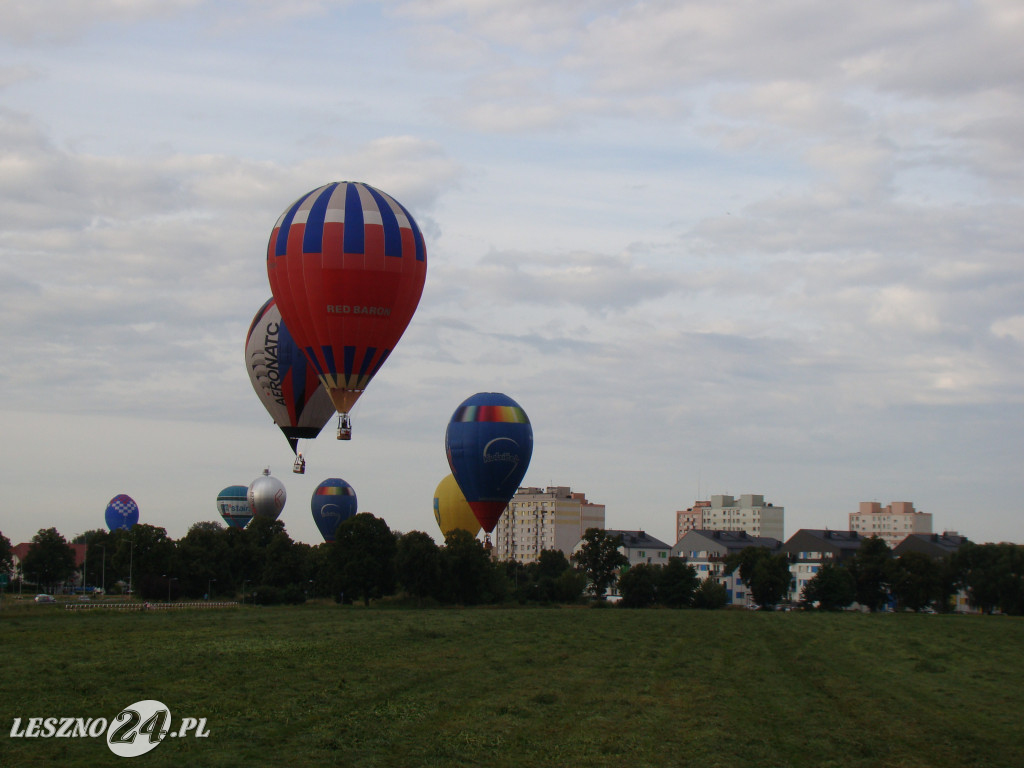 Pierwszy dzień zawodów balonowych w Lesznie