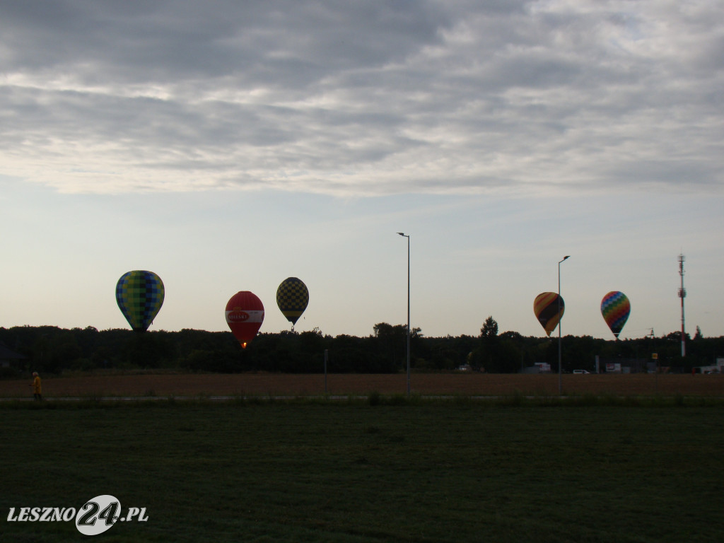 Pierwszy dzień zawodów balonowych w Lesznie