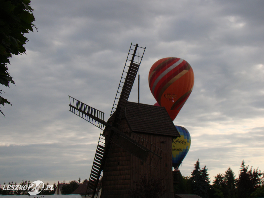 Pierwszy dzień zawodów balonowych w Lesznie