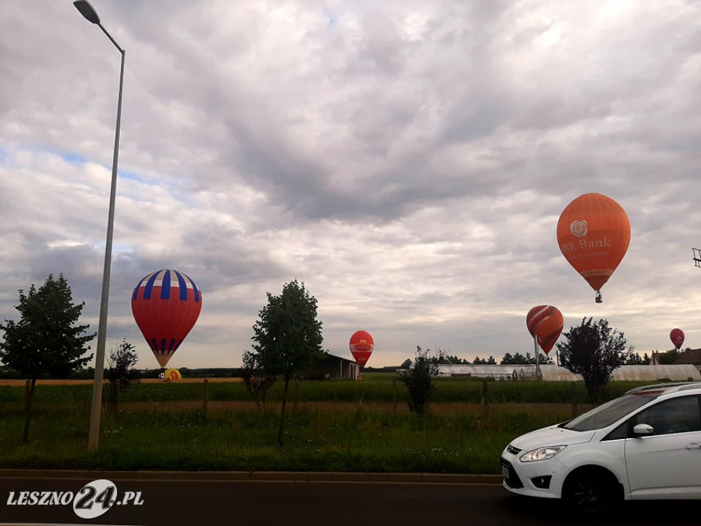 Pierwszy dzień zawodów balonowych w Lesznie