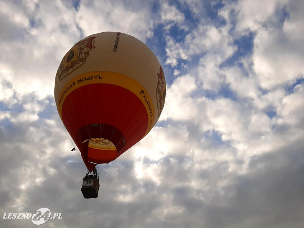 Pierwszy dzień zawodów balonowych w Lesznie