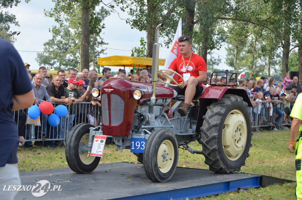 XIX Ogólnopolski Festiwal Starych Ciągników i Maszyn Rolniczych