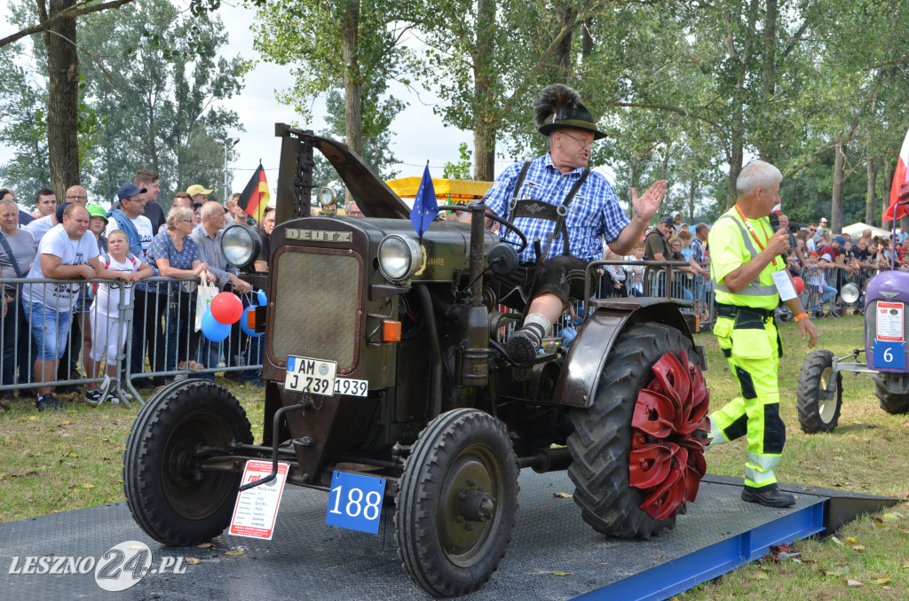 XIX Ogólnopolski Festiwal Starych Ciągników i Maszyn Rolniczych