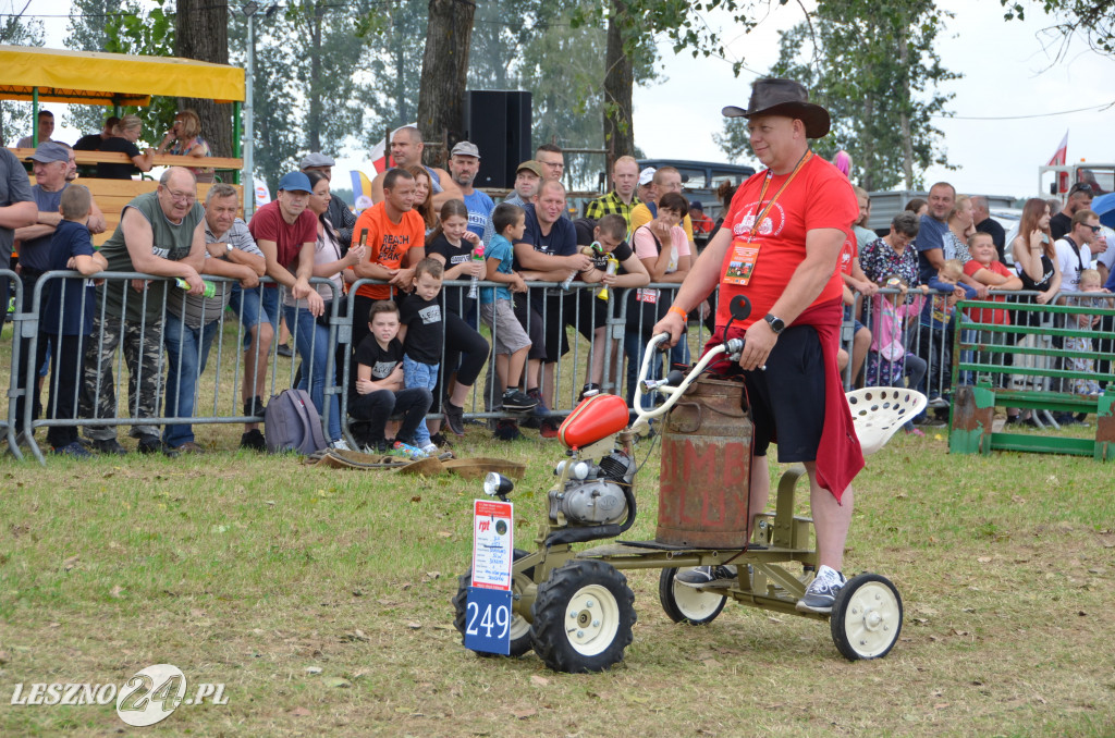 XIX Ogólnopolski Festiwal Starych Ciągników i Maszyn Rolniczych