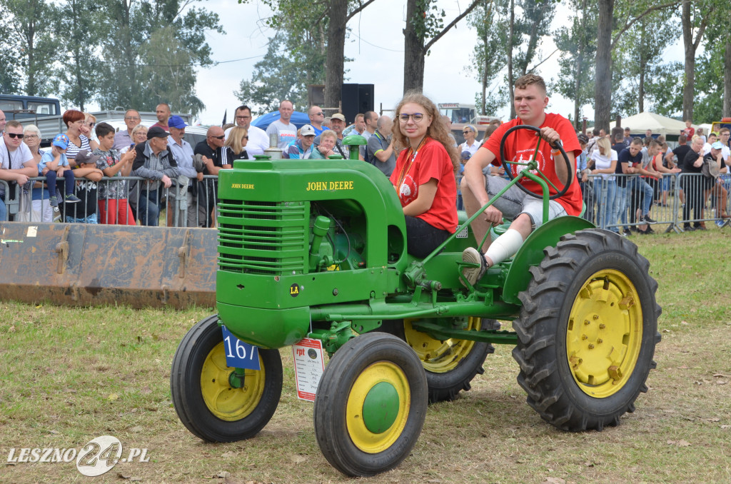 XIX Ogólnopolski Festiwal Starych Ciągników i Maszyn Rolniczych