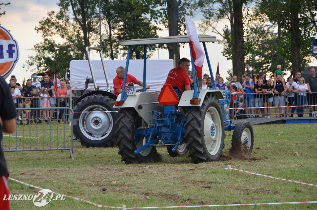 XIX Ogólnopolski Festiwal Starych Ciągników i Maszyn Rolniczych