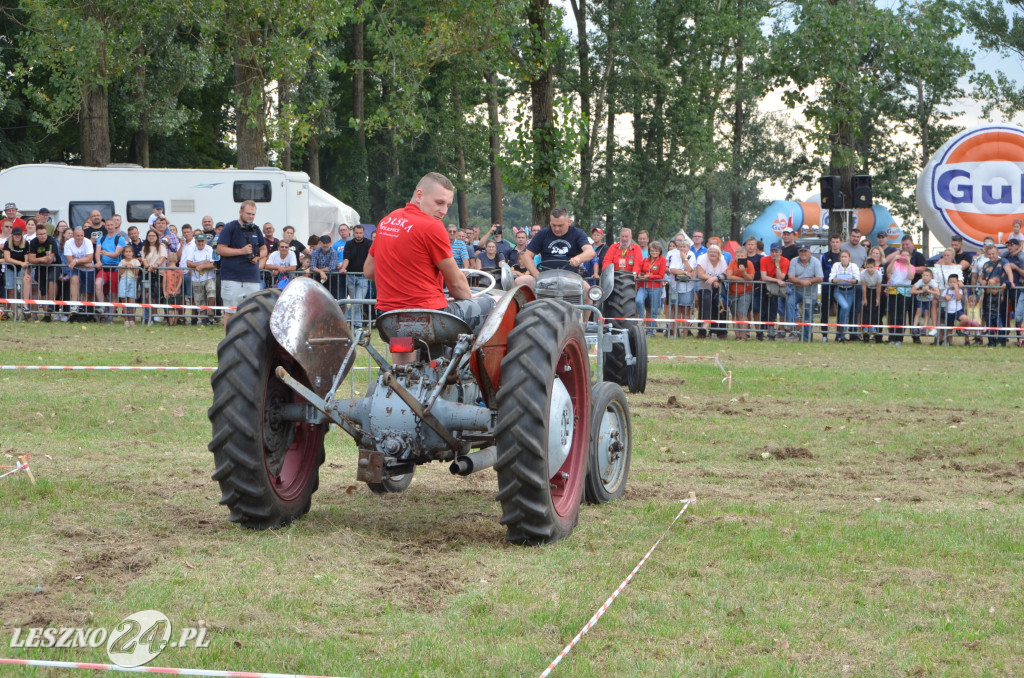 XIX Ogólnopolski Festiwal Starych Ciągników i Maszyn Rolniczych