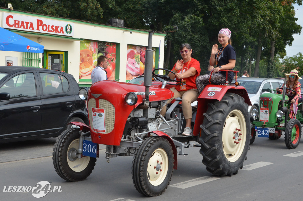 XIX Ogólnopolski Festiwal Starych Ciągników i Maszyn Rolniczych - drugi dzień