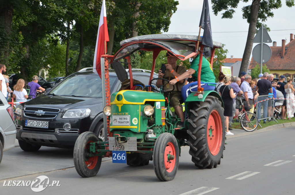 XIX Ogólnopolski Festiwal Starych Ciągników i Maszyn Rolniczych - drugi dzień