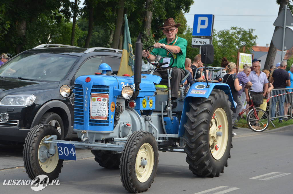 XIX Ogólnopolski Festiwal Starych Ciągników i Maszyn Rolniczych - drugi dzień