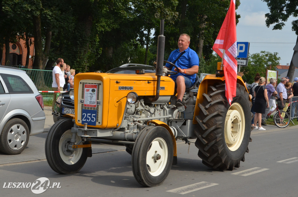 XIX Ogólnopolski Festiwal Starych Ciągników i Maszyn Rolniczych - drugi dzień