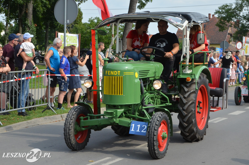 XIX Ogólnopolski Festiwal Starych Ciągników i Maszyn Rolniczych - drugi dzień