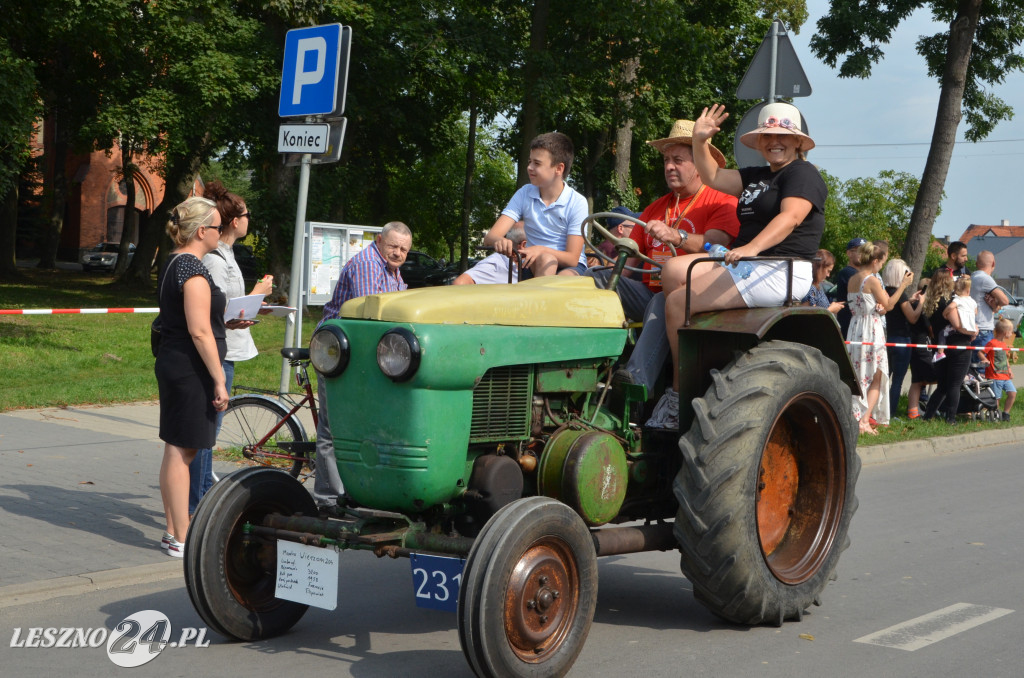 XIX Ogólnopolski Festiwal Starych Ciągników i Maszyn Rolniczych - drugi dzień
