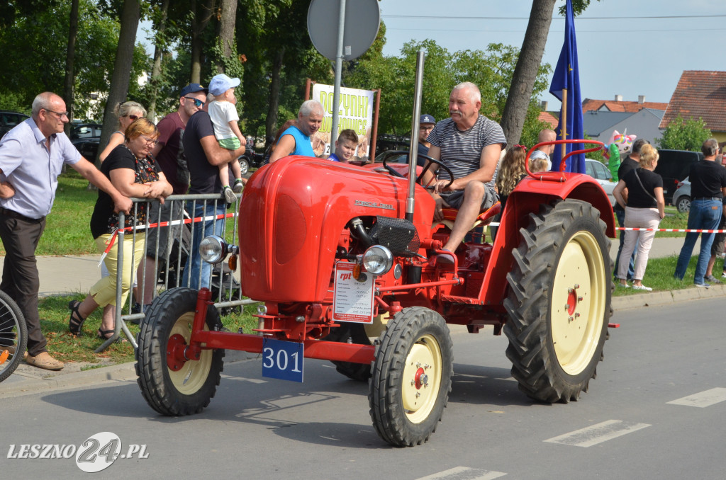 XIX Ogólnopolski Festiwal Starych Ciągników i Maszyn Rolniczych - drugi dzień