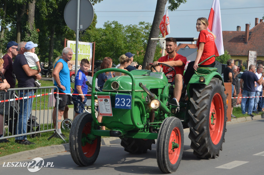XIX Ogólnopolski Festiwal Starych Ciągników i Maszyn Rolniczych - drugi dzień