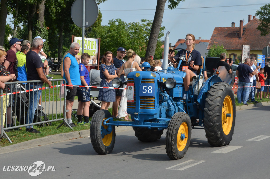XIX Ogólnopolski Festiwal Starych Ciągników i Maszyn Rolniczych - drugi dzień